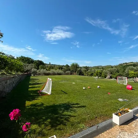 Kroi I Vashes Vila Peqin